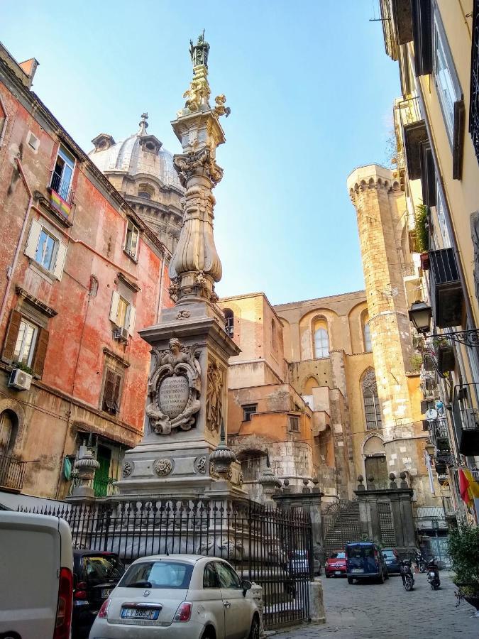 Grande & Caratteristico Dietro La Cattedrale Naples Exterior photo